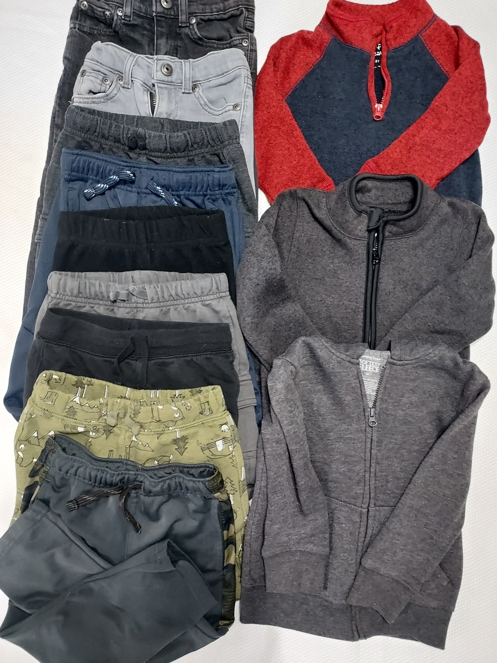Kids Boys JUMPING BEANS Mixed Bottoms - Sweaters Hoodie 2T.  12 Pc Lot